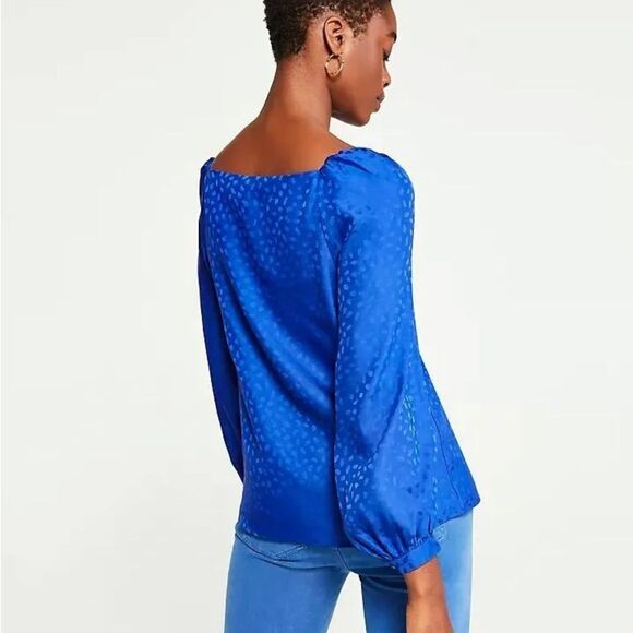 Ann Taylor sz S cobalt blue tone on tone animal print long sleeve blouse - Picture 3 of 8